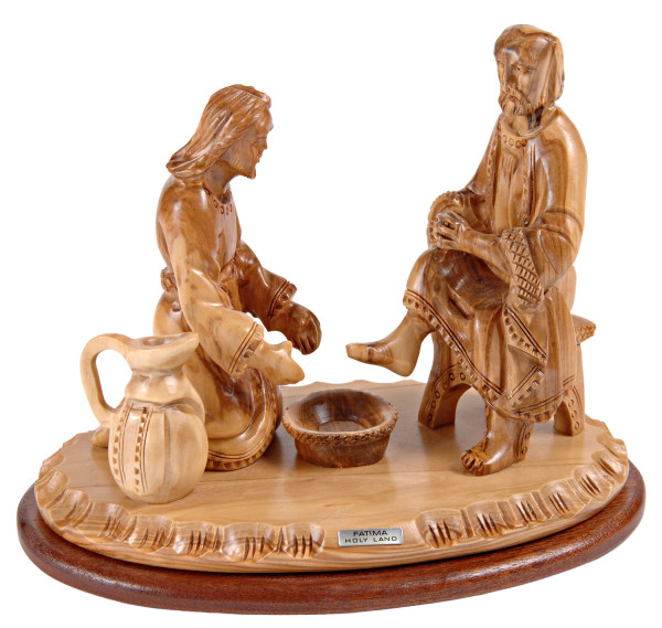 Jesus Washing the Disciples Feet Olive wood Statue 7.5 Inch - Brown, 1 Statue